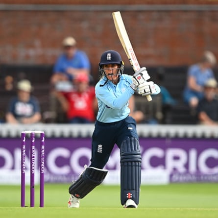 Lauren Winfield-Hill, Courtney’s wife, during her time playing for England.