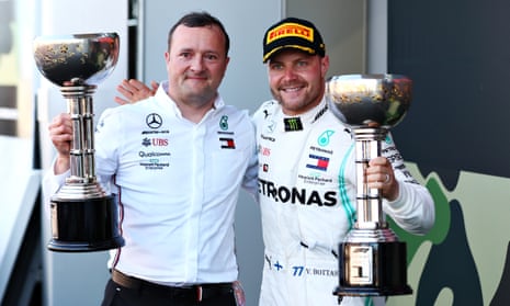Bottas wins Japanese GP, Mercedes clinch record constructors