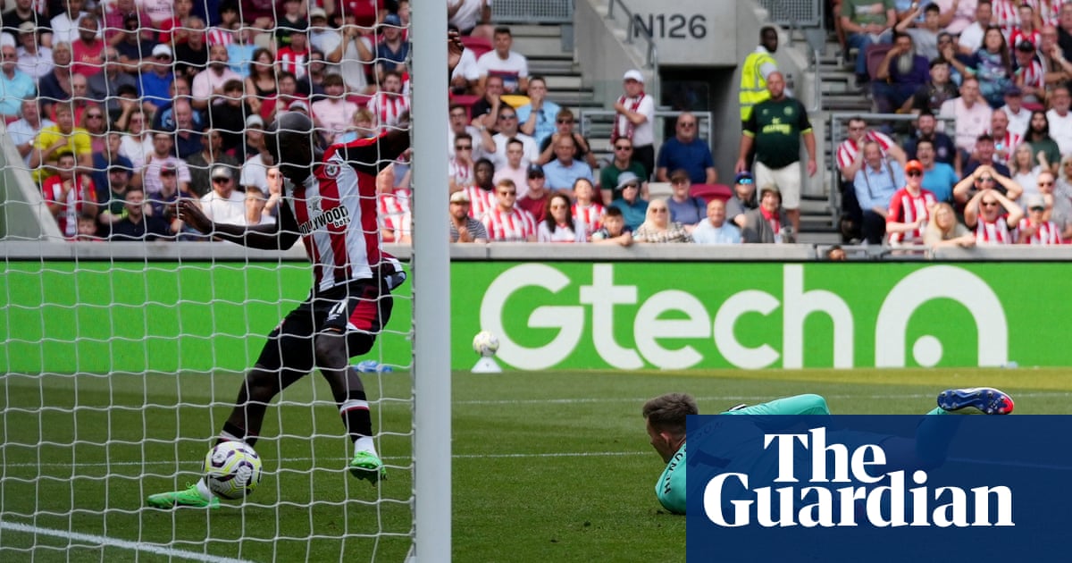 Brentford Defeats Crystal Palace 2-1 in Opener