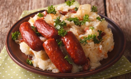 Dutch stamppot - mashed potatoes and vegetables with sausages