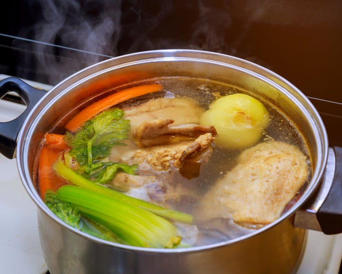 Image accompanying the story: The secret to a non-cloudy chicken stock | Kitchen aide