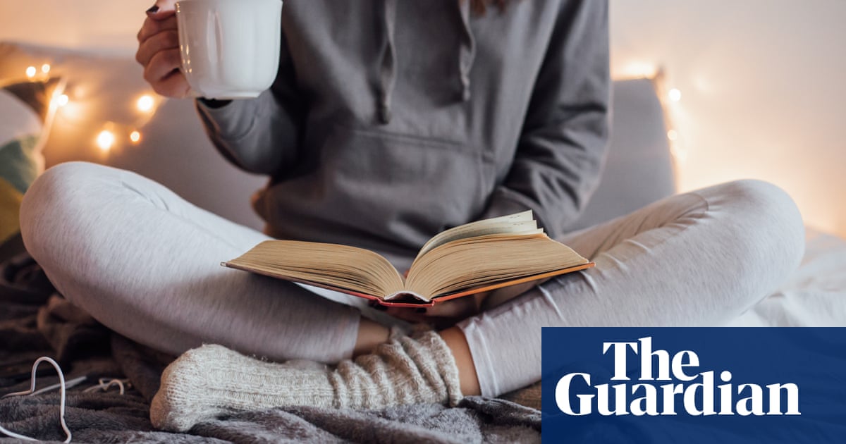 Encouragement to Replace Screen Time with Book Reading