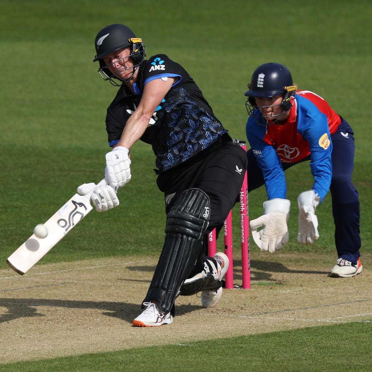 Sophie Devine sparks New Zealand's recovery to foil nervy England | Women's cricket | The Guardian