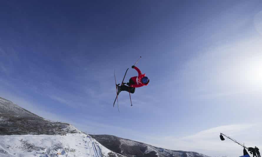 Eileen Gu soars to hat-trick of medals at Beijing Games with gold in freeski halfpipe | Winter Olympics Beijing 2022 1 Gu flies through the air on her way to gold.