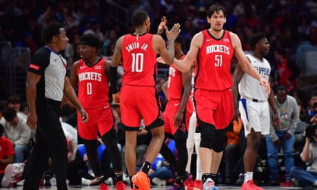 ‘Man of the people’ Boban Marjanovićic intentionally misses free-throw to win fans fast food