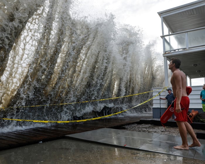 Concern mounts over slow-moving, planetary-scale ‘kelvin’ wave heading for California