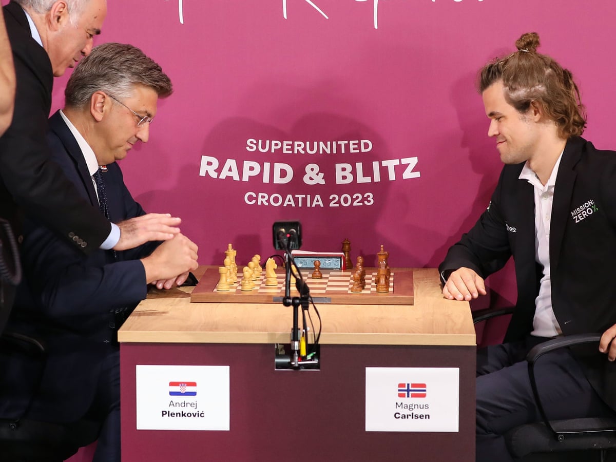 Magnus Carlsen and Jorden Van Foreest playing some crazy 3 minute Blitz on Chess24  live : r/chess