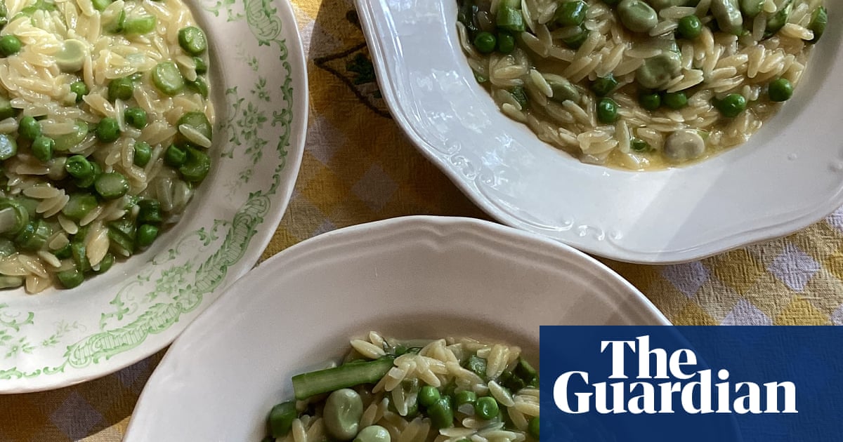 Rachel Roddy’s recipe for orzo with peas, broad beans, asparagus, parmesan and lemon | A kitchen in Rome