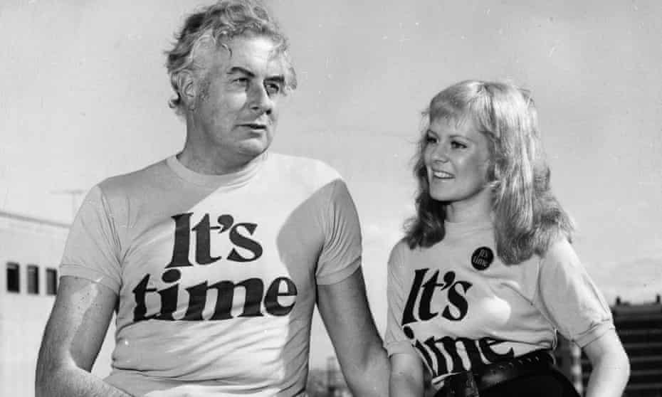 Gough Whitlam with singer Little Pattie wearing t-shirts announcing ‘It's Time’ for his election campaign in July 1972.