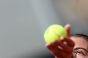 The US tennis player Emma Navarro serves to Spain’s Jessica Bouzas Maneiro during their women’s singles match at the French Open at Roland Garros in Paris