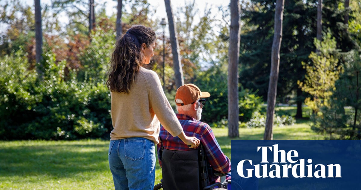 MPs call on welfare bosses to speed up redress over carer’s allowance scandal