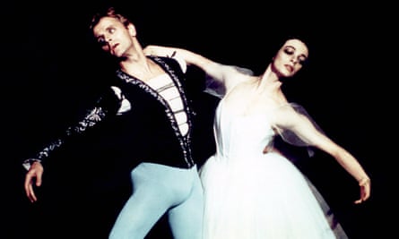 Ferri with Mikhail Baryshnikov in the 1987 film Dancers.