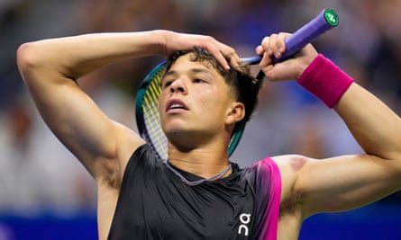 Novak Djokovic shows Ben Shelton who is boss to reach 10th US Open final | US Open Tennis 2023 5 Ben Shelton shows his frustration