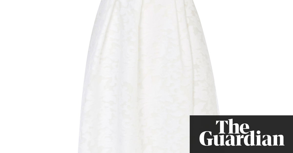 Bargain brides wedding  dresses  for under  550 in  Bargain brides wedding  dresses  for under  550 in