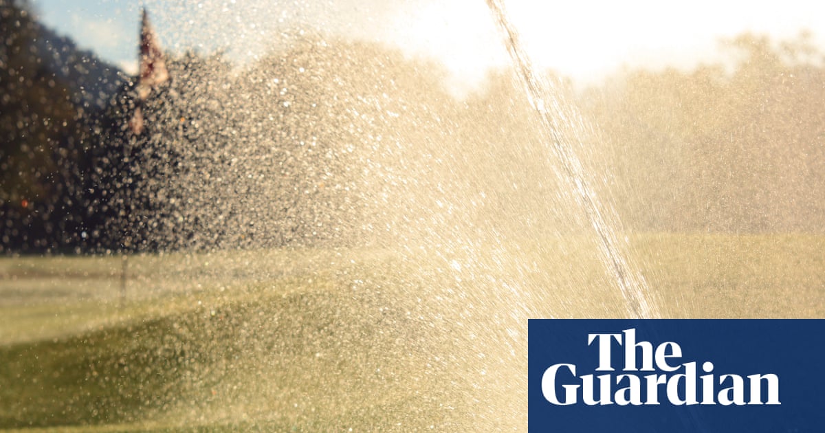 One in 12 golf clubs in England broke water extraction rules in past five years