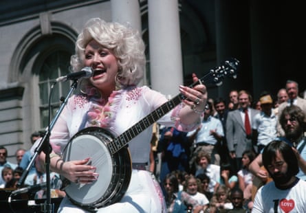 Dolly Parton performing in 1981.