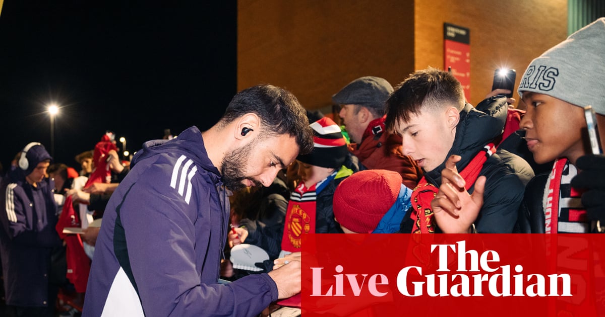 Moyes reflects on Manchester United values after Everton game Moyes reflects on Manchester United values after Everton game