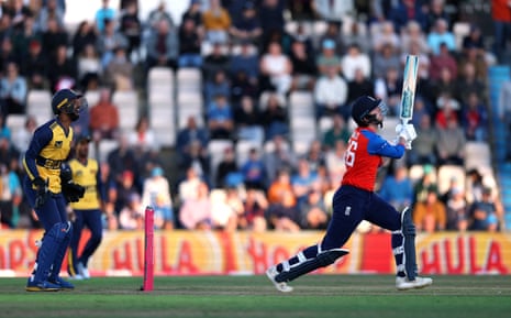 England's Aneurin Donald in action before being caught out by Sri Lanka's Dasun Shanaka off the bowling of Dunith Wellalage.