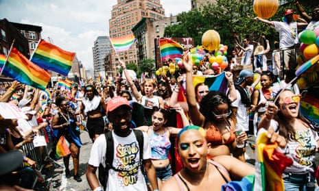 New Yorkers celebrate at gay Pride parade, protest Trump – New York Daily  News