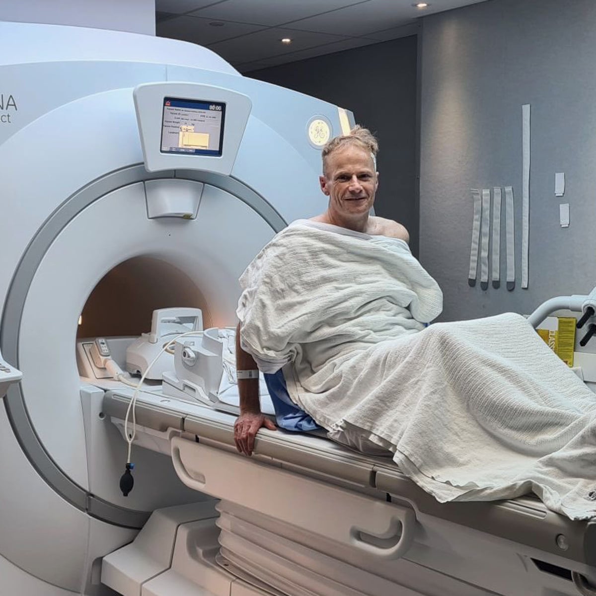 Richard Scolyer says 'prognosis is poor' after brain cancer returns and surgery unsuccessful | Australia news | The Guardian