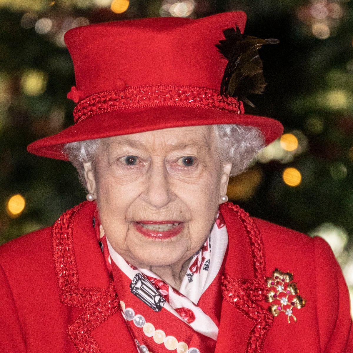 Recording Of Queen S Christmas Speech Reportedly Delayed By Brexit Impasse The Queen The Guardian Queens 2021 Christmas Address