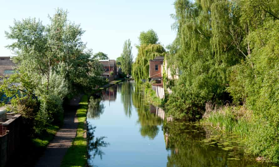 The Erewash Canal, Long Eaton.