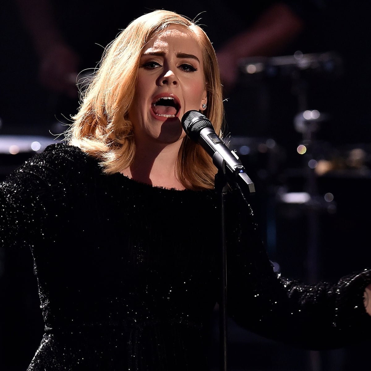 plakat til eksil eftertiden Adele: Live in New York City review – a performance for the ages | Adele |  The Guardian