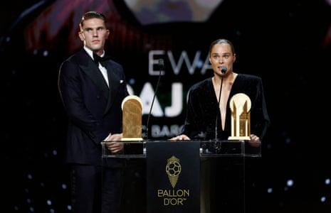 Arsenal's Viktor Gyokeres and Barcelona's Ewa Pajor after winning the men's and women's Gerd Muller Trophy.