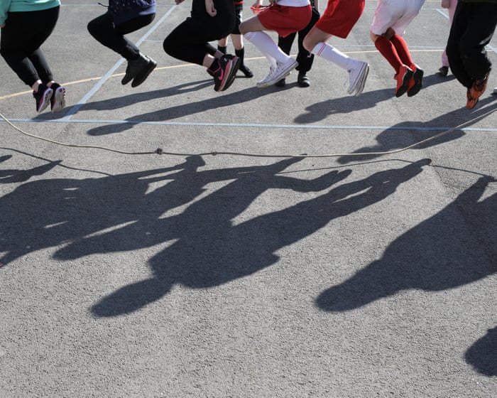 Hundreds of schools in England and Wales to close in heatwave