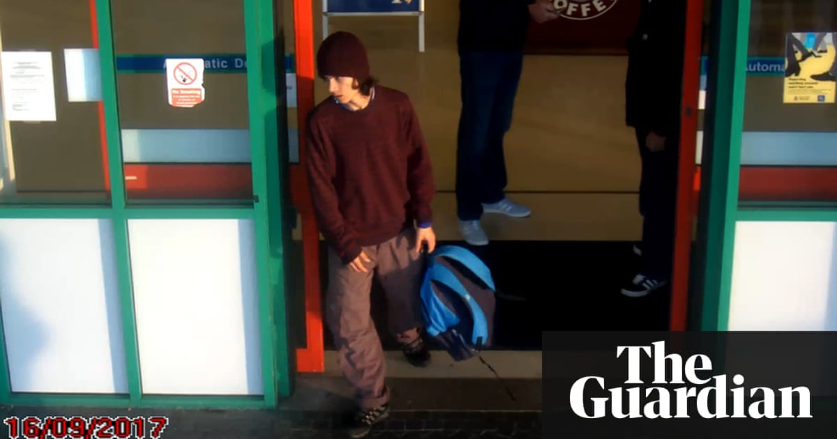 Parsons Green bomb suspect tells court he never had contact with Isis