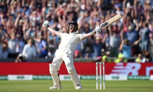 Ben Stokes celebra después de golpear las carreras ganadoras en Headingley. "Se hablará de eso durante décadas".