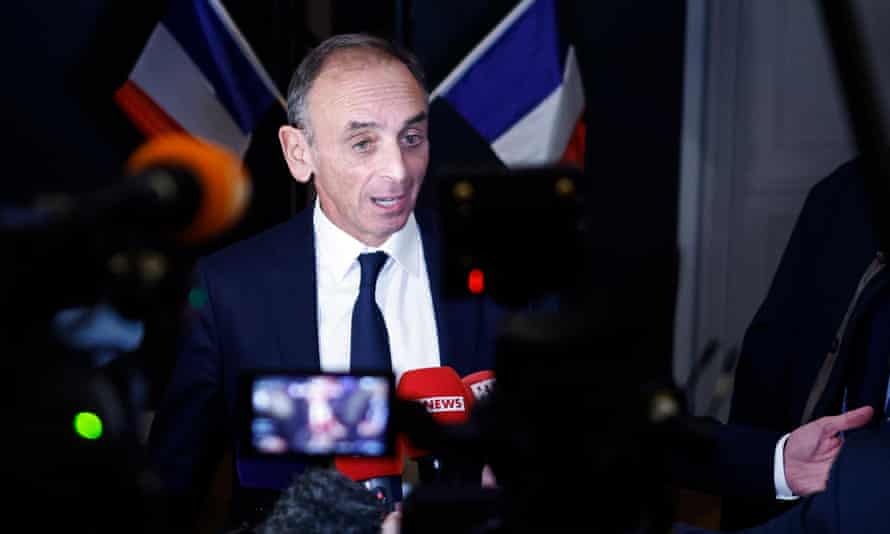 Eric Zemur announced his candidacy for the presidency of France.