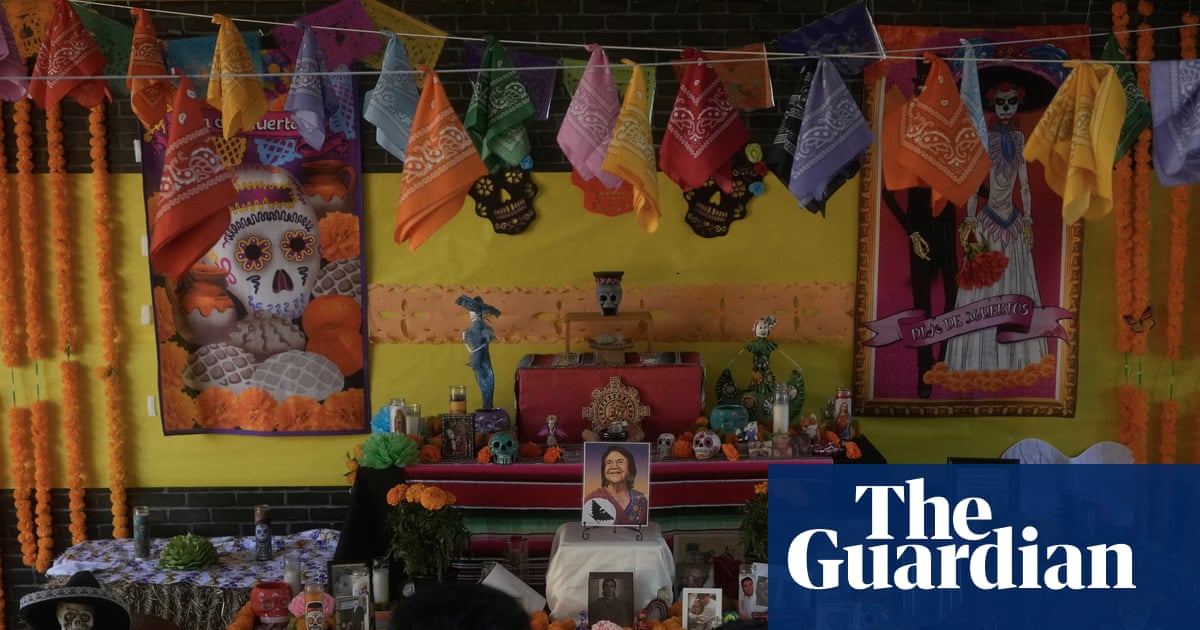 Tributes pour in for labor leader Dolores Huerta: ‘Fought for farm workers to the very end’