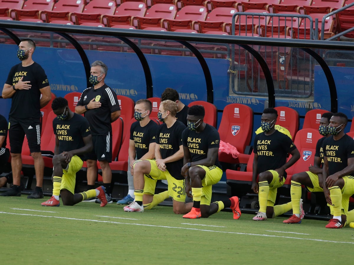 Fans Boo Players Kneeling For National Anthem Before Mls Game In Dallas Mls The Guardian Fans Boo Players Kneeling For National Anthem Before Mls Game In Dallas Mls The Guardian
