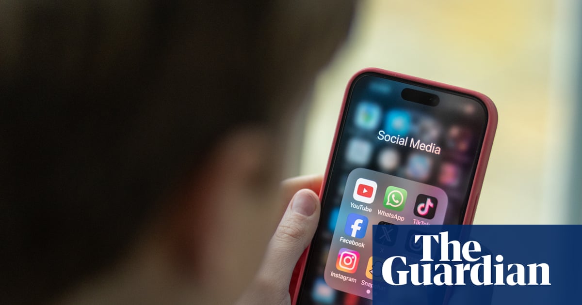 Australian children moving to new social app Lemon8 but owner expected to restrict users to over-16s