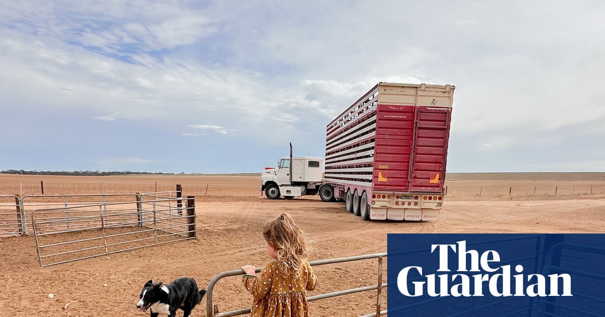 Cold front to dump ‘decent dose’ of rain on drought-affected parts of south-east Australia | Australia weather Cold front to dump ‘decent dose’ of rain on drought-affected parts of south-east Australia | Australia weather