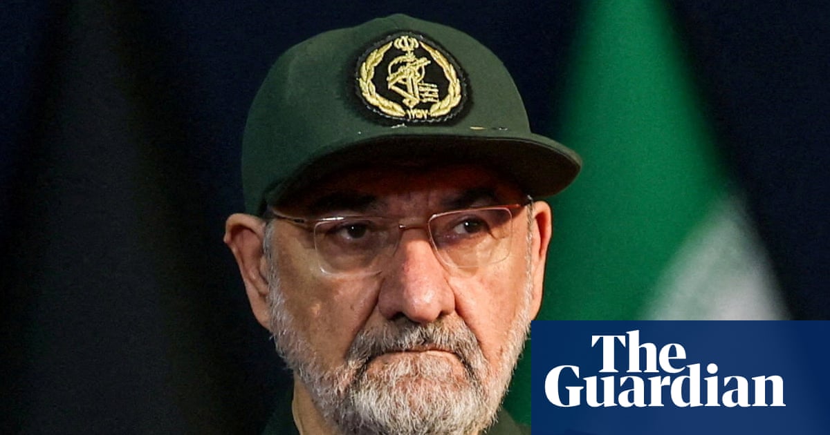 O novo chefe de segurança do Irão diz que os vizinhos que se juntarem à guerra económica dos EUA serão considerados “inimigos”