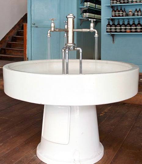 Photograph of reclaimed sink