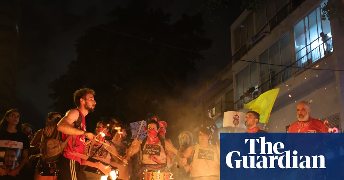Tens of thousands of protesters gather in Tel Aviv to demand end to Gaza war