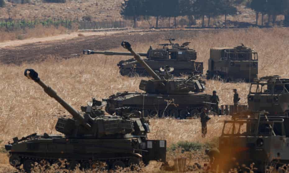 Israeli soldiers with artillery units near the country’s border with Lebanon