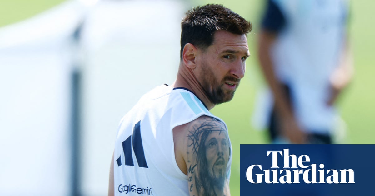Argentinian TV host resigns after falsely reporting death of Lionel Messi’s father