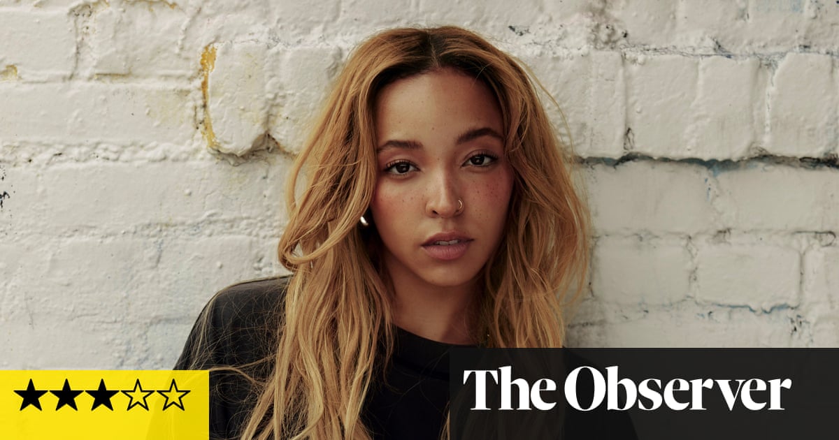 مراجعة Tinashe: Quantum Baby – مزيج مرح وخفيف من موسيقى التسعينات | R&B مراجعة Tinashe: Quantum Baby – مزيج مرح وخفيف من موسيقى التسعينات | R&B