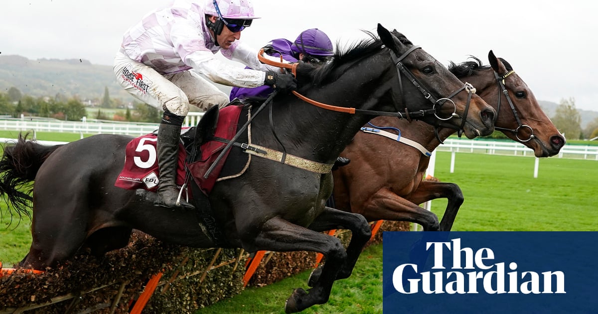 Al Dancer puts down Cheltenham Festival marker on his chasing debut