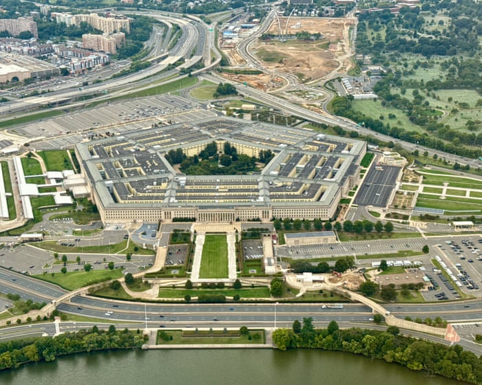 News organizations hold out on signing Pentagon media policies ‘designed to stifle a free press’