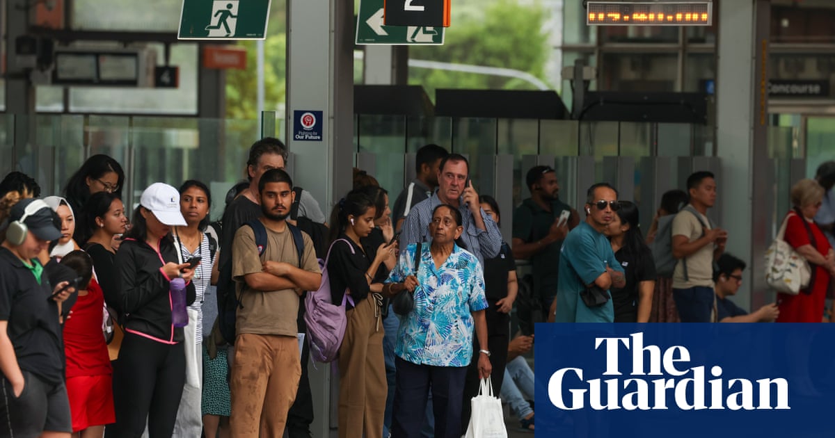 Sydney commuters brace for more train disruptions this week