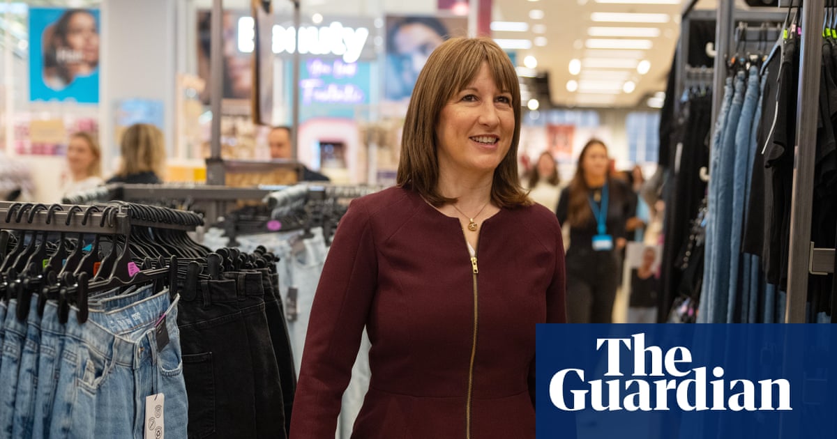 Millions of UK workers to get pay rise as Reeves plans increased minimum wage