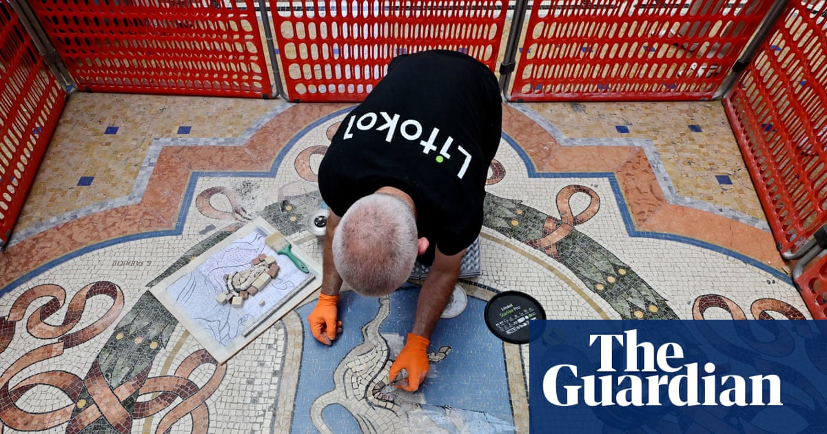 Bull mosaic’s testicles restored after being trodden on by passersby