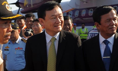 Former Thai prime minister Thaksin Shinawatra (centre) in 2009