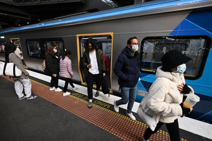 Passengers wearing face masks at Southern Cross Station in Melbourne.