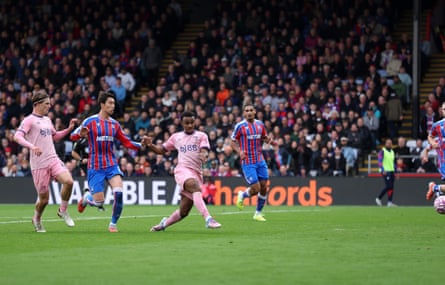 Eli Junior Kroupi puts Bournemouth 2-0 up against Crystal Palace.